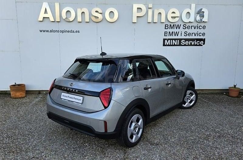 Usado Mini Cooper 156 CV (114 kW) 2025 Gris / plata Utilitario