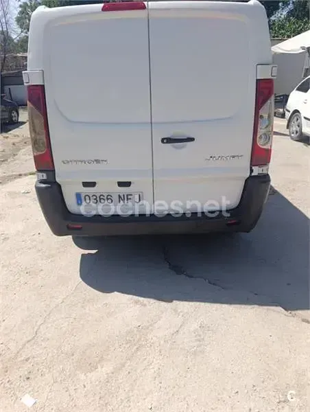 Usado Citroën Jumpy 71 CV (52 kW) 2003 Blanco Monovolumen