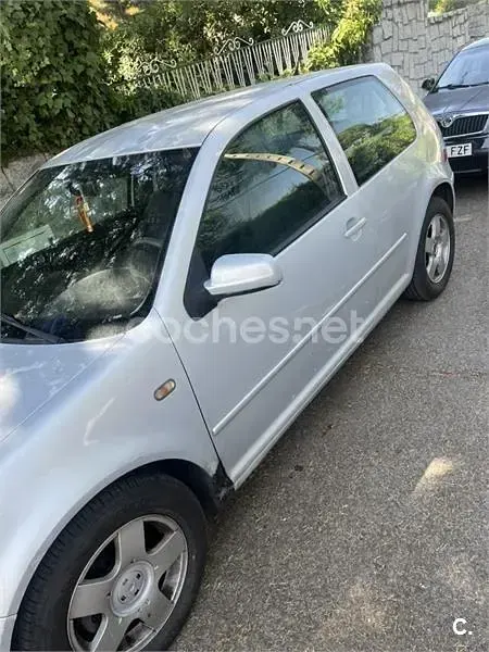 Usado VW Golf III Conceptline 100 CV (73 kW) 1998 Gris / plata Berlina