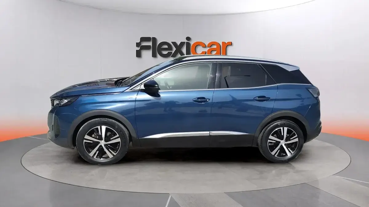 Usado Peugeot 3008 GT 131 CV (96 kW) 2022 Azul SUV