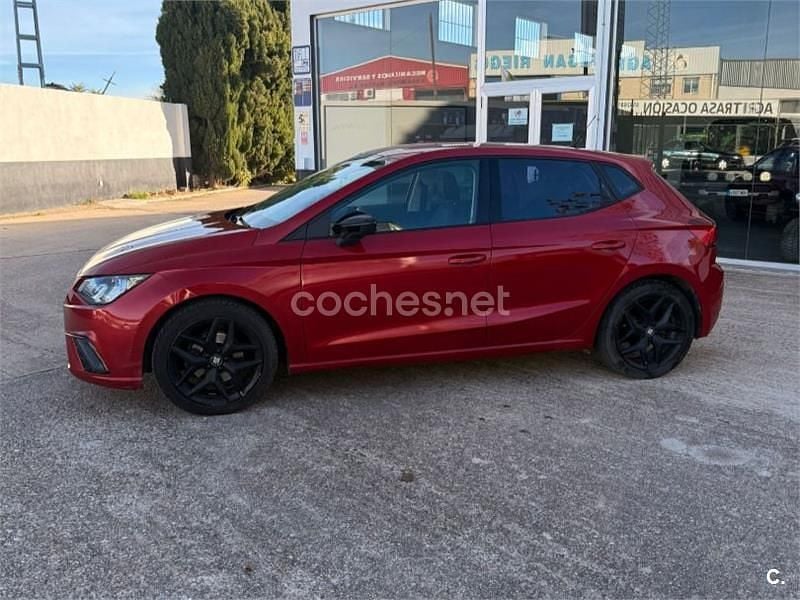 Usado Seat Ibiza FR 115 CV (84 kW) 2018 Rojo Berlina