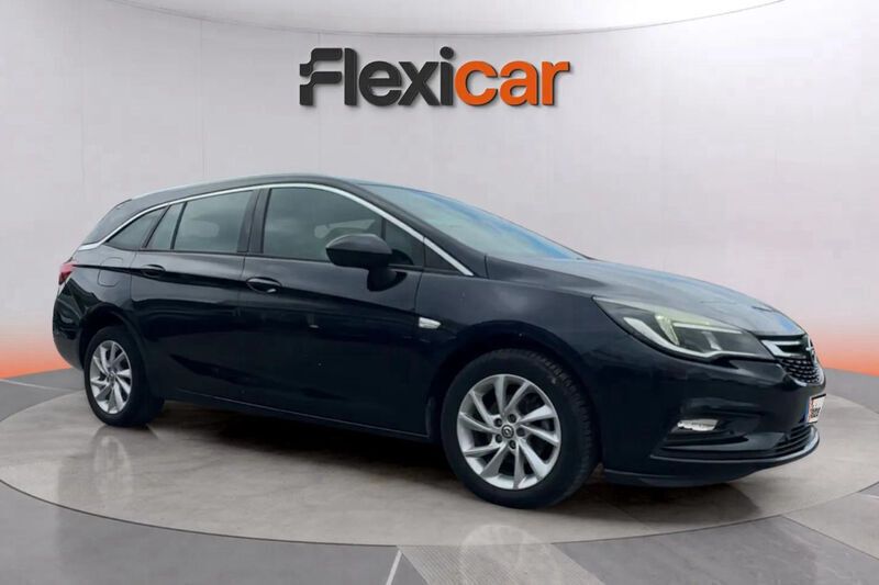 Negro Usado 2019 Opel Astra Dynamic Familiar | 11.190 € (Precio justo) - Imagen 1/4