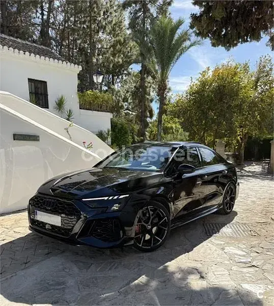 Usado Audi RS3 Sport 400 CV (294 kW) 2022 Negro Berlina