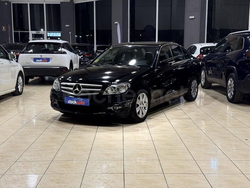Usado Mercedes C200 Avantgarde 136 CV (100 kW) 2009 Negro Berlina