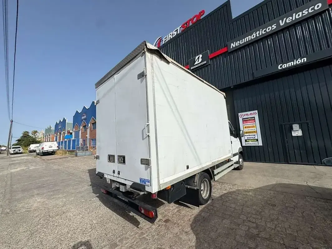 Usado Renault Master 140 CV (102 kW) 2006 Blanco Van