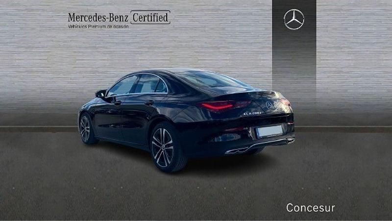 Usado Mercedes CLA200 150 CV (110 kW) 2024 Negro Berlina