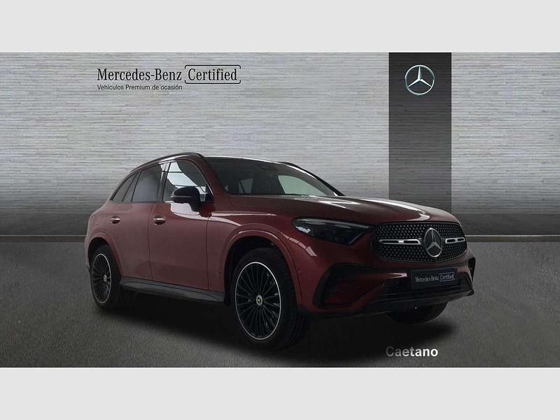Usado Mercedes GLC300e 313 CV (230 kW) 2023 Rojo SUV