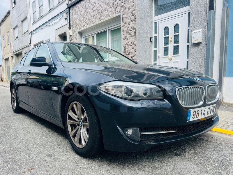 Beige Usado 2010 BMW 525 Berlina | 7990 € (Un poco caro) - Imagen 1/4