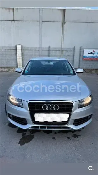 Usado Audi A4 160 CV (117 kW) 2011 Gris / plata Familiar