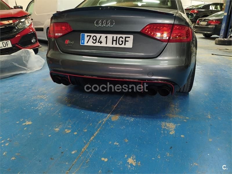 Usado Audi S4 333 CV (244 kW) 2011 Gris / plata Berlina