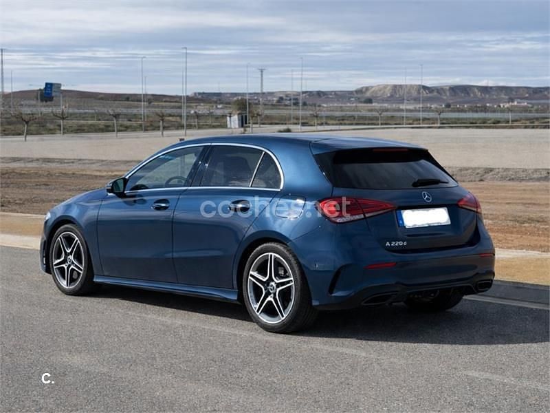 Usado Mercedes A220 190 CV (139 kW) 2021 Azul Berlina