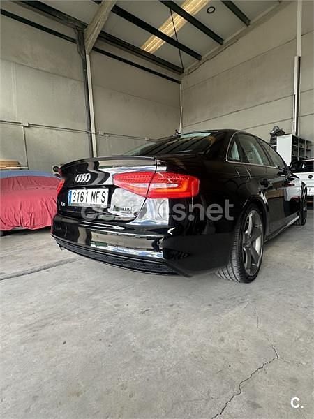 Usado Audi A4 S-Line 150 HP (110 kW) 2015 Preto Sedan