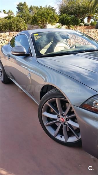 Usado Jaguar XK 385 CV (283 kW) 2009 Gris / plata Coupe