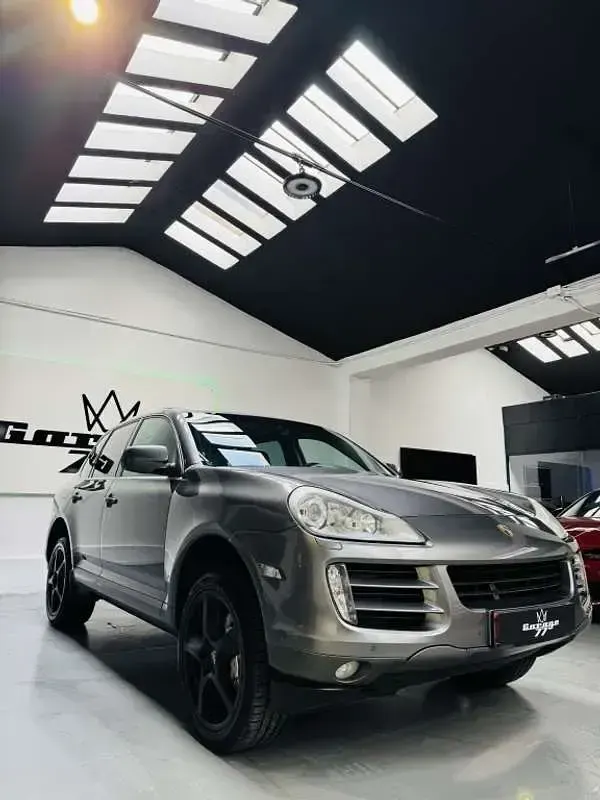 Usado Porsche Cayenne 385 CV (283 kW) 2009 Gris SUV