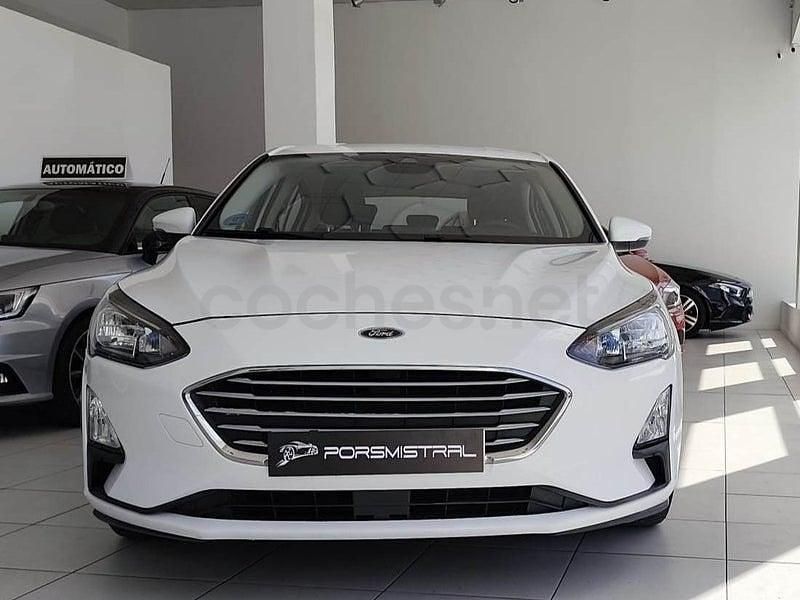 Usado Ford Focus Trend 120 CV (88 kW) 2019 Blanco Berlina