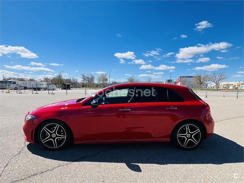 Usado Mercedes A180 109 CV (80 kW) 2018 Rojo Berlina
