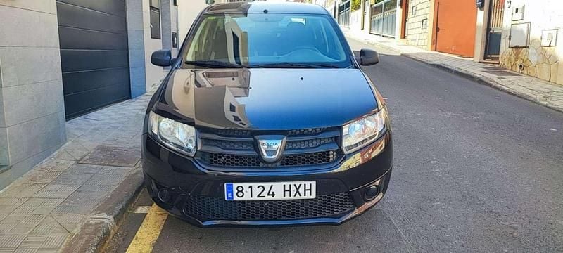 Usado Dacia Logan Ambiance 75 CV (55 kW) 2014 Negro Utilitario