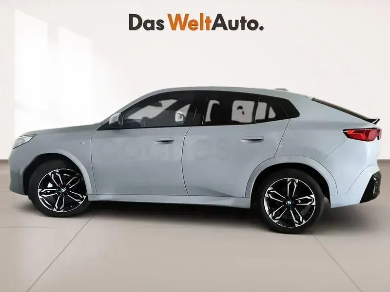 Usado BMW X2 Comfort Edition 150 CV (110 kW) 2024 Gris / plata SUV