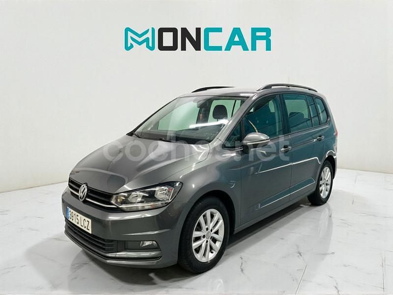 Gris / plata Usado 2019 VW Touran Advance Monovolumen | 20.290 € (Precio justo) - Imagen 1/4