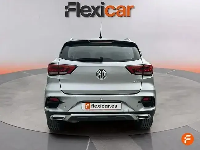 Usado MG ZS Comfort 106 CV (77 kW) 2022 Gris SUV