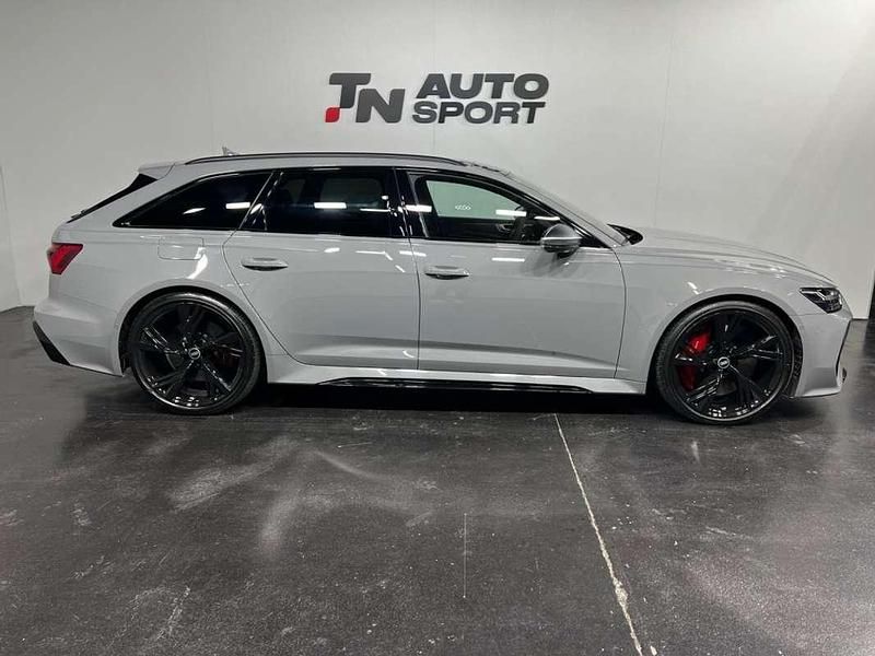 Usado Audi RS6 600 CV (441 kW) 2021 Gris Familiar