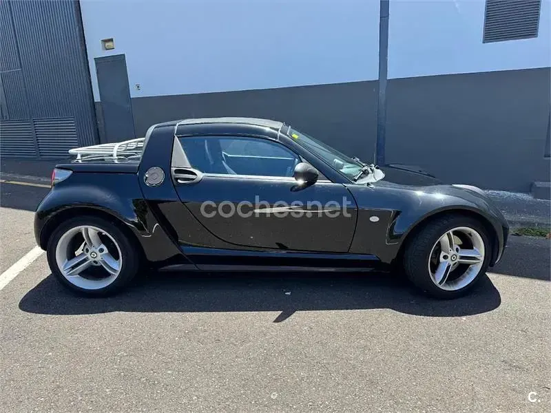 Usado Smart Roadster 82 CV (60 kW) 2003 Negro Descapotable
