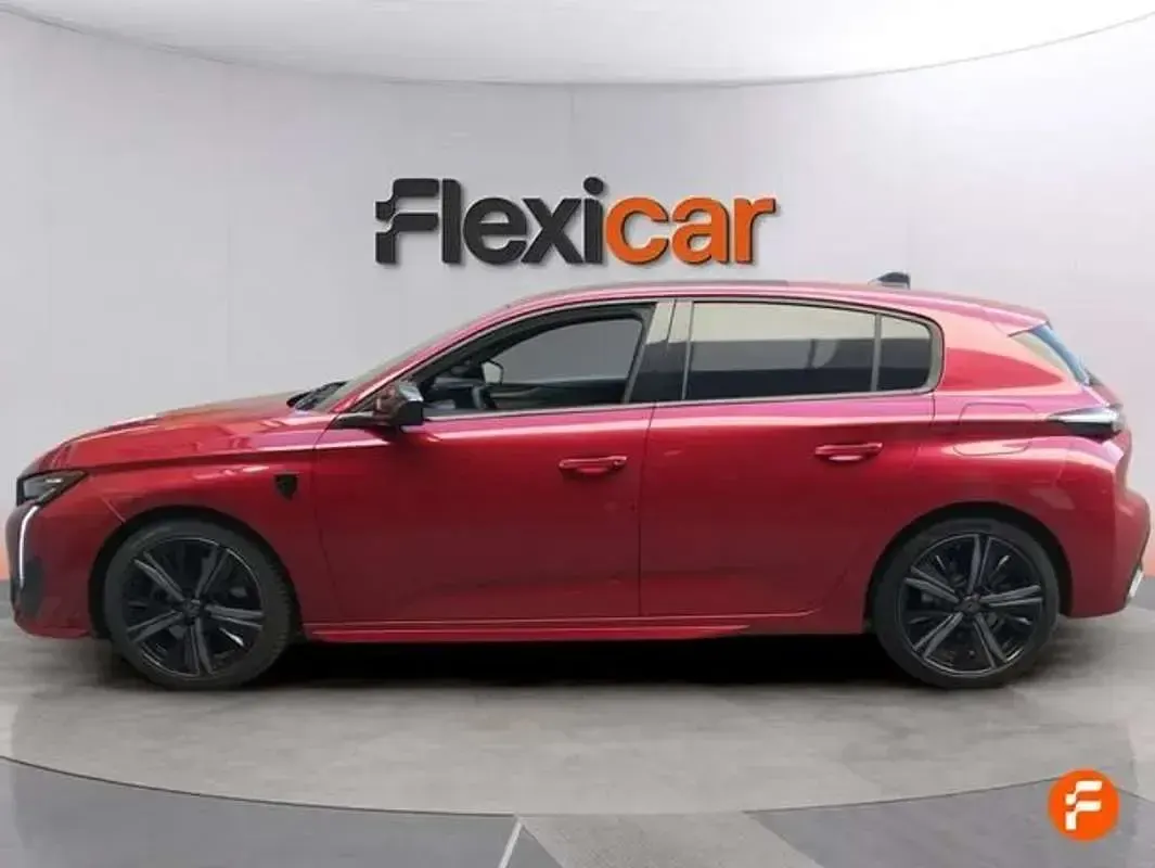 Usado Peugeot 308 Active 180 CV (132 kW) 2022 Rojo Utilitario