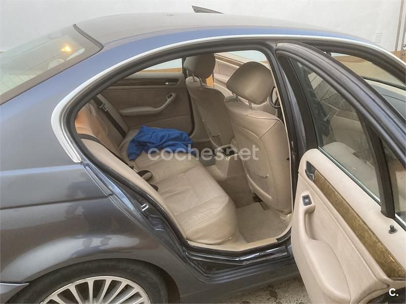 Usado BMW 330 184 CV (135 kW) 2001 Gris / plata Berlina
