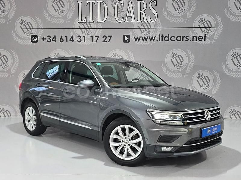 Gris / plata Usado 2019 VW Tiguan Allspace Advance SUV | 22.490 € (Un poco caro) - Imagen 1/4