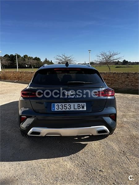 Usado Kia XCeed 120 CV (88 kW) 2019 Azul SUV