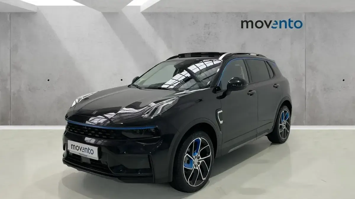 Usado Lynk & Co 01 261 CV (191 kW) 2023 Negro SUV