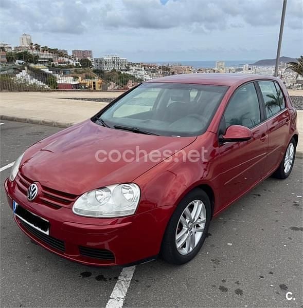 Granate Usado 2005 VW Golf IV Trendline Berlina | 3333 € (Precio justo) - Imagen 1/4