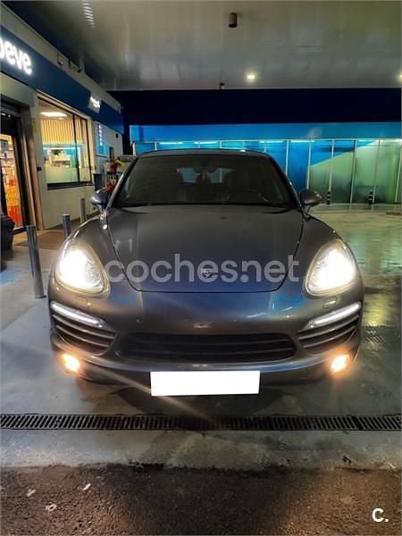Usado Porsche Cayenne 245 CV (180 kW) 2013 Gris / plata SUV