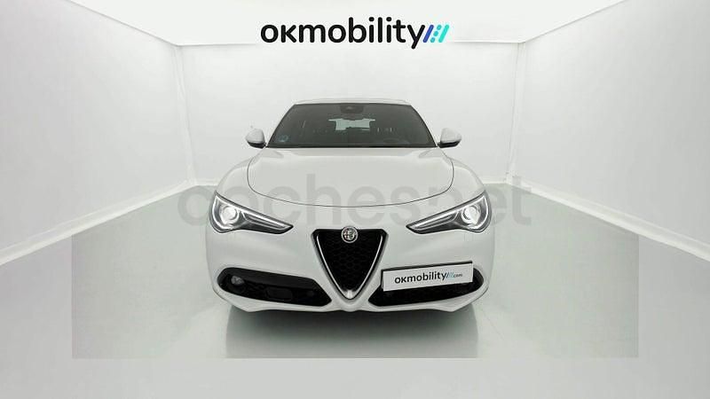 Usado Alfa Romeo Stelvio Super 160 CV (117 kW) 2022 Blanco SUV