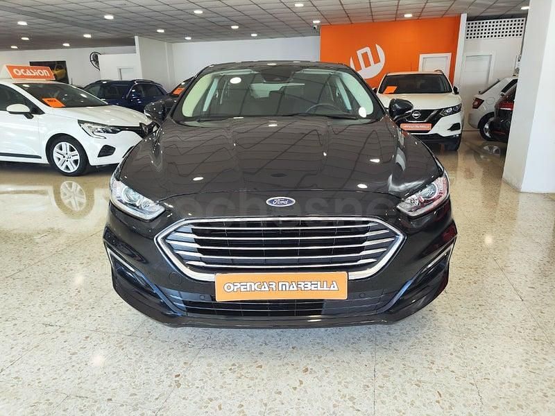 Usado Ford Mondeo Titanium 187 CV (137 kW) 2021 Negro Familiar