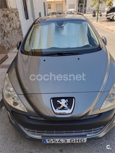 Gris / plata Usado 2008 Peugeot 308 Sport Berlina | 2300 € (Buen precio) - Imagen 1/4