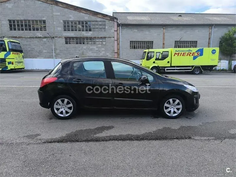 Usado Peugeot 308 Premium 120 CV (88 kW) 2009 Negro Berlina