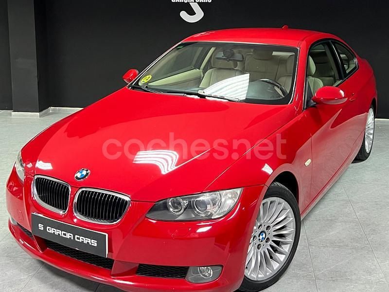 Rojo Usado 2009 BMW 320 Coupe | 9999 € (Precio justo) - Imagen 1/4