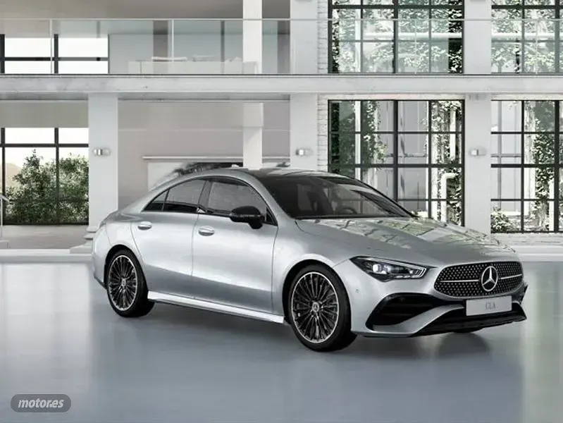 Usado Mercedes CLA200 149 CV (109 kW) 2025 Gris Berlina