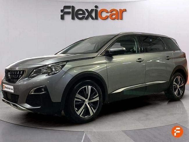 Usado Peugeot 5008 Allure 131 CV (96 kW) 2020 Gris SUV