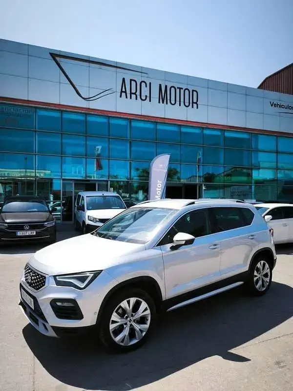 Usado Seat Ateca 150 CV (110 kW) 2022 Gris SUV