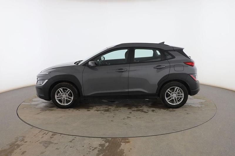 Usado Hyundai Kona 120 CV (88 kW) 2022 Gris SUV