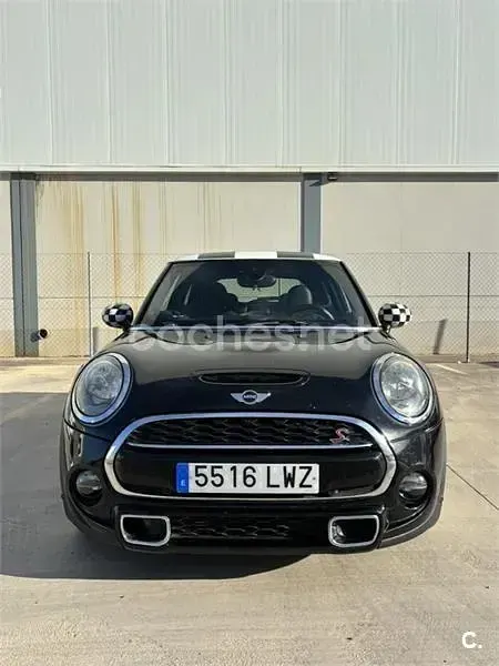 Usado Mini Cooper SD 143 CV (105 kW) 2015 Negro Utilitario