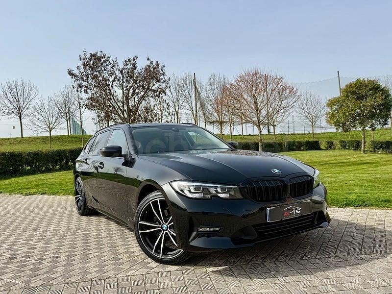 Usado BMW 318 Comfort Edition 150 CV (110 kW) 2022 Negro Familiar