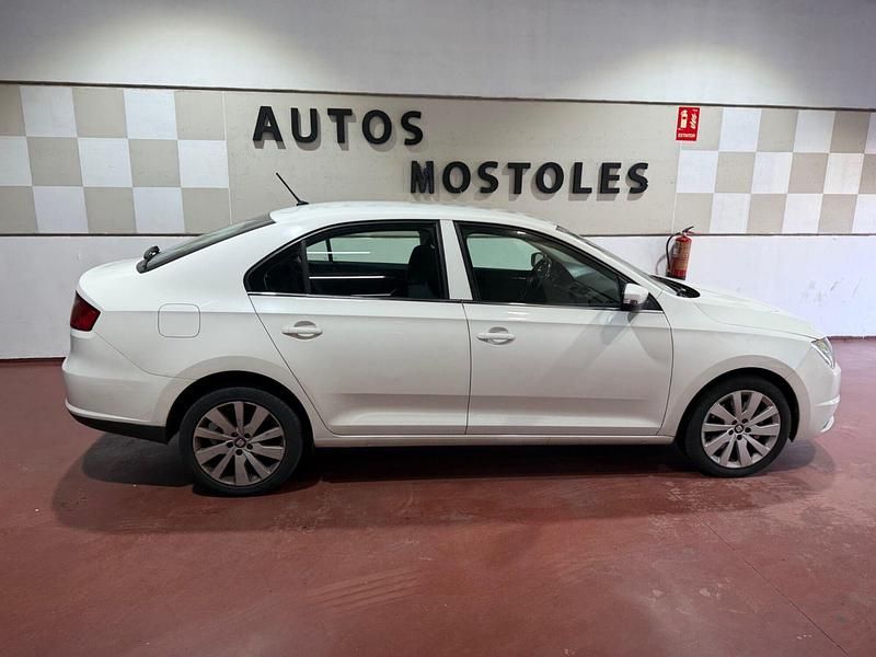 Usado Seat Toledo Style 115 CV (84 kW) 2017 Blanco Utilitario