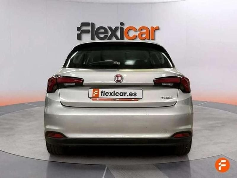 Usado Fiat Tipo City Life 101 CV (74 kW) 2021 Gris Familiar