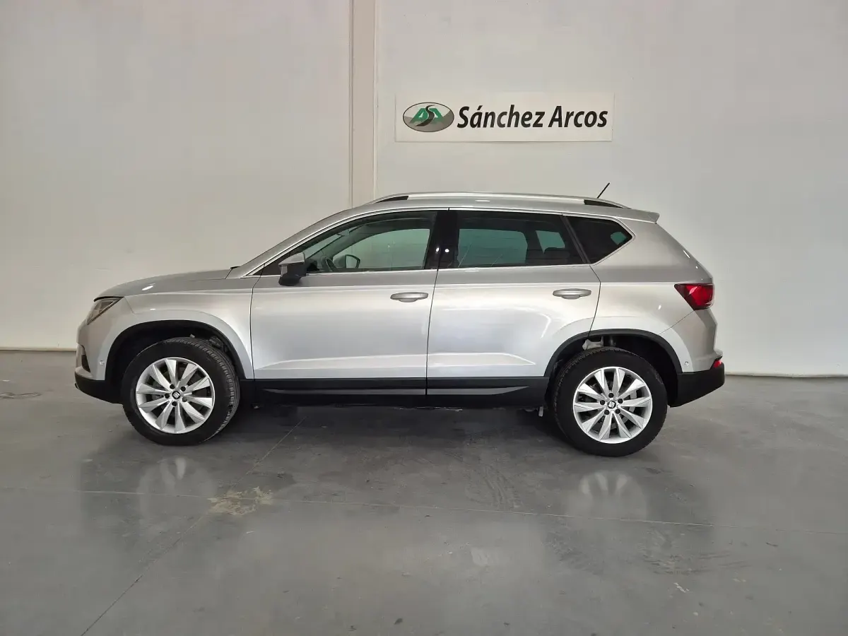 Usado Seat Ateca Style 150 CV (110 kW) 2022 Gris SUV