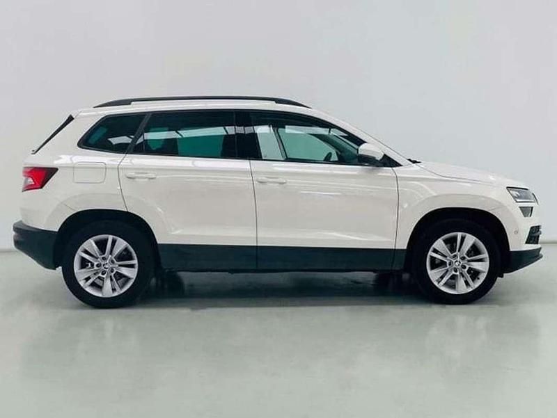 Blanco Usado 2018 Skoda Karoq Ambition SUV | 18.999 € (Buen precio) - Imagen 1/4
