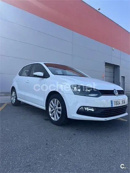 Usado VW Polo 95 CV (69 kW) 2015 Blanco Berlina
