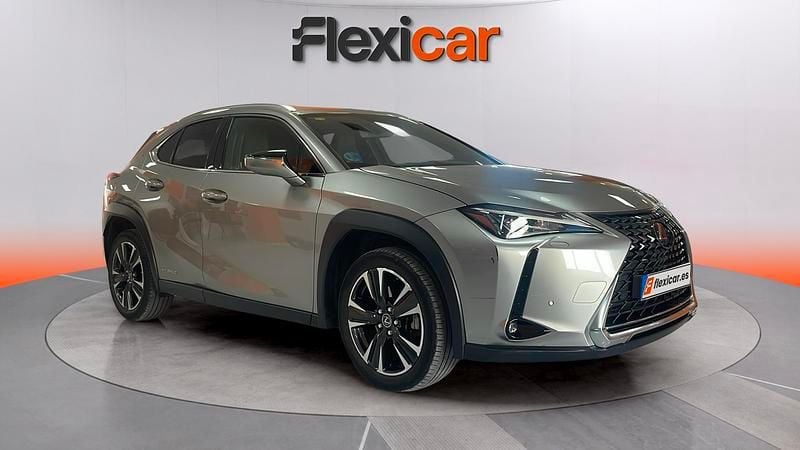 Usado Lexus UX Business Edition 184 CV (135 kW) 2020 Beige SUV
